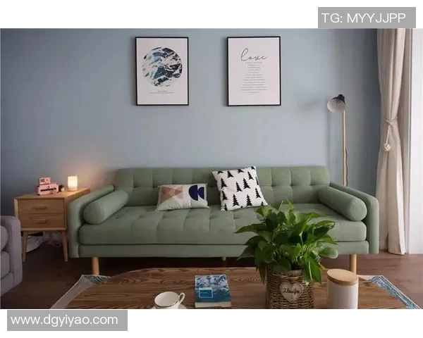 足球明星装饰画点亮客厅空间让热爱与激情融入家居生活